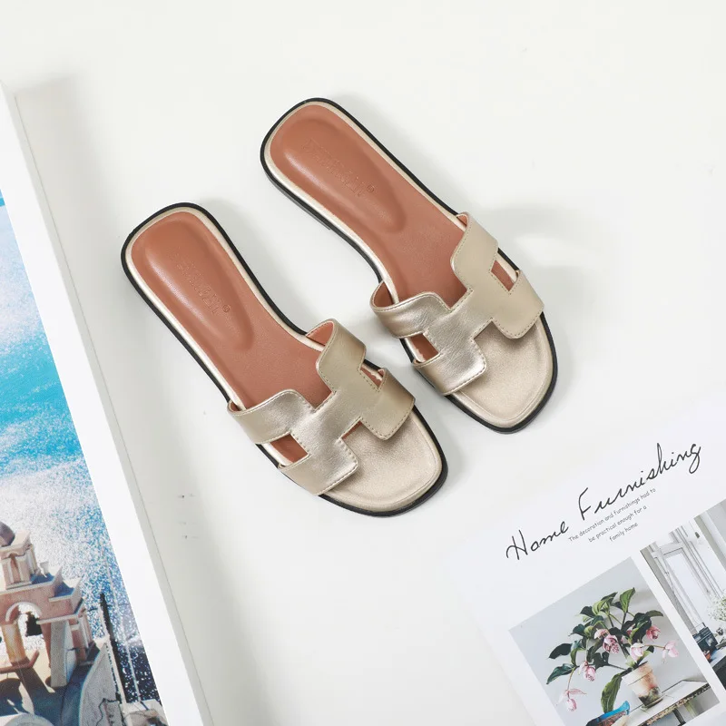 

Summer Women's Fashion Outer Wear Flat Beach Casual Sandals and Slippers