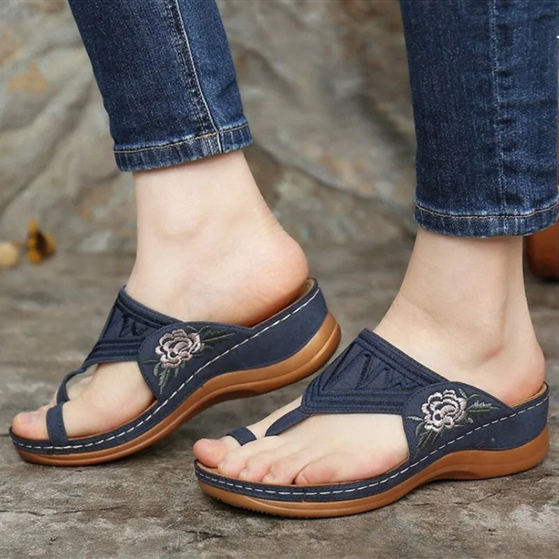 

Women Sandals 2021 New Embroidery Summer Shoes Woman Wedges Shoes For Heels Flip Flops Platform Women Slippers