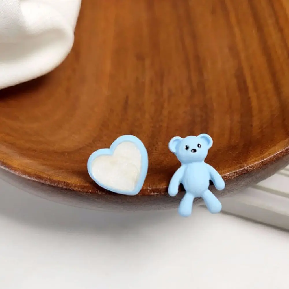 

Asymmetric Bear Stud Earrings for Women Cute Crystal Heart Animal Earrings Trend Korean Fashion Jewelry Gift Pendientes