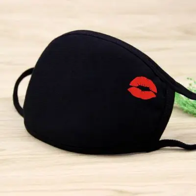 Lip 1 шт., унисекс, маска для рта, одноцветная, черная, с принтом, Kawaii, покрытие для лица, половина, модные, милые, дышащие, теплые, хлопковые, ветрозащитные, противопылевые маски - Цвет: Lip