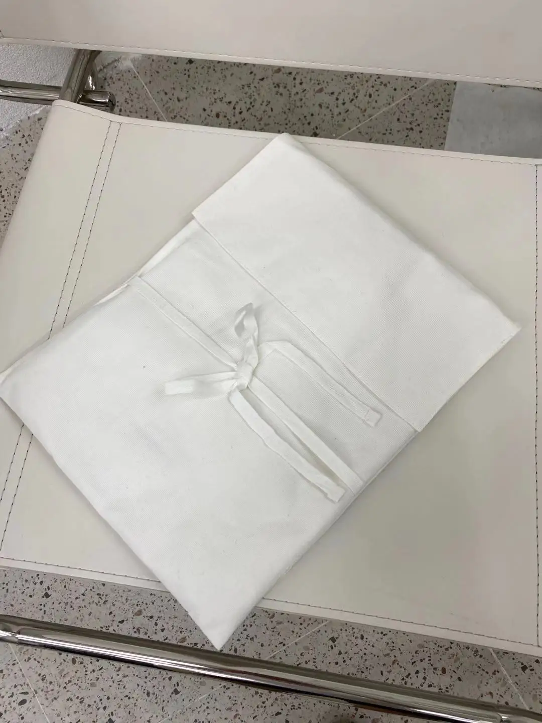 

2020 Autumn and Winter Organic Cotton T-shirt With Linen Packaging Bag