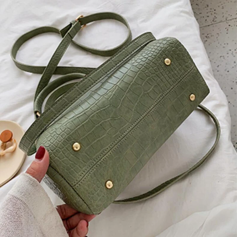 

2020 new fashion and leisure versatile large capacity shoulder bag crossbite fashion handbag single shoulder Shoulder Messenger