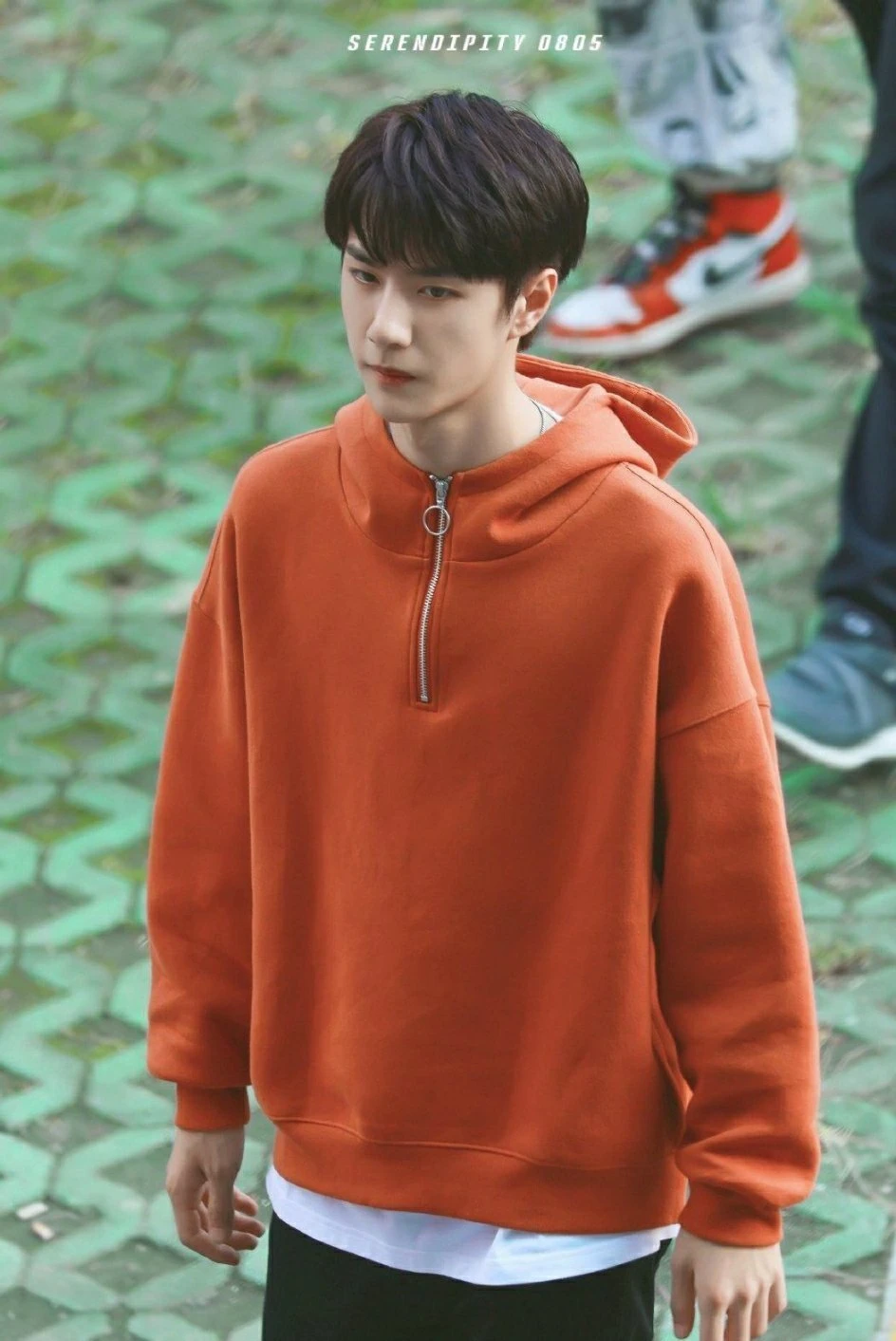 orange Go Go Squid! Li Xian Wang Yibo Nam Joo Hyuk Style Solid Hoodies Sweatshirts Women Men Couple Zipper Hooded Tops Thick Pullovers - Color: orange