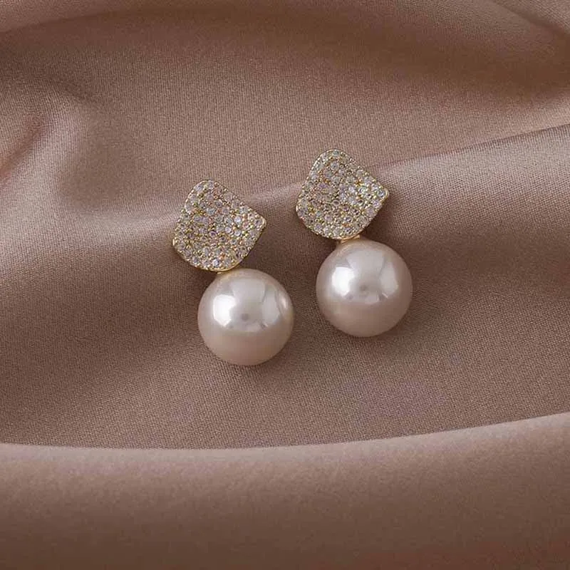 

xiaoboACC Vintage Pearl Hanging Earrings 2021 Trend Korean Fashion S925 Silver Needle Zircon Women's Stud Earrings