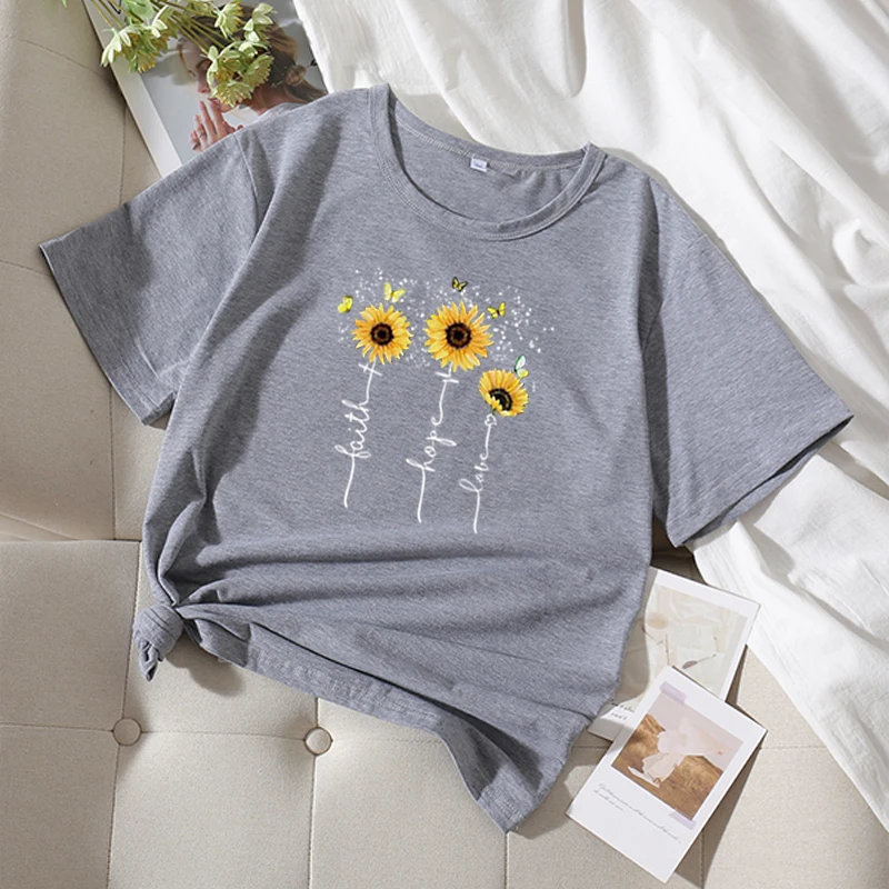 

Colored Faith Hope Love Butterfly Botanical T-shirt Aesthetic Women Christian Bible Tshirt Vintage Flower Inspirational Tops