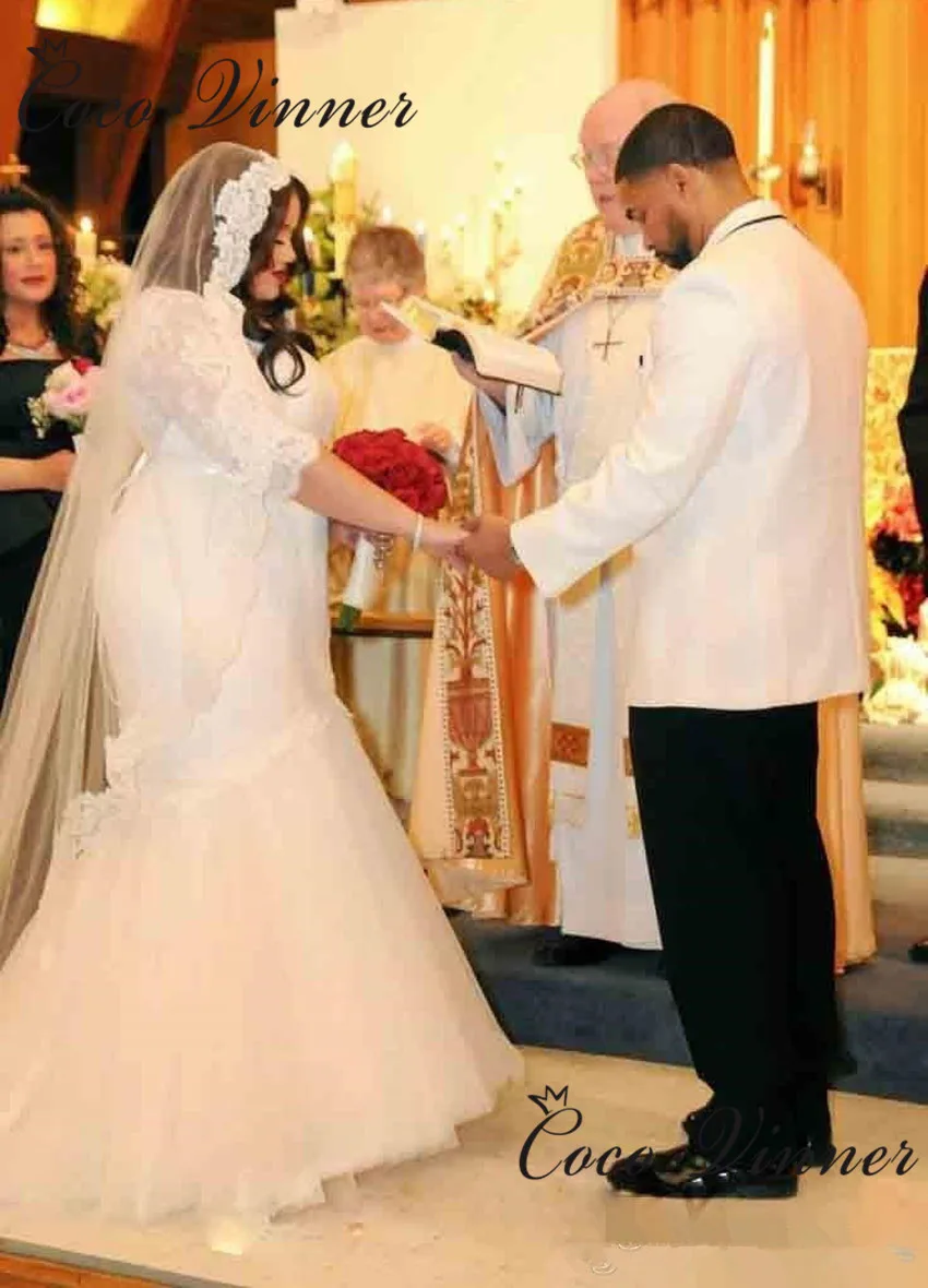 

Plus Size Mermaid Wedding Dresses With Sash Lace Vintage Wedding Gown Off Shoulder Half Sleeves Wowen Bride Dress W0496