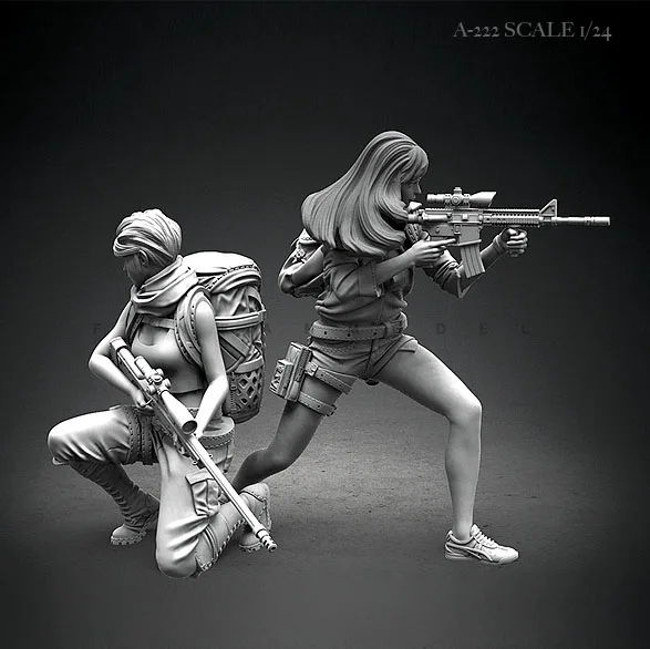 

1/24 Resin Figure Kits Adventure woman partner 2 set Model Self-assembled A-222