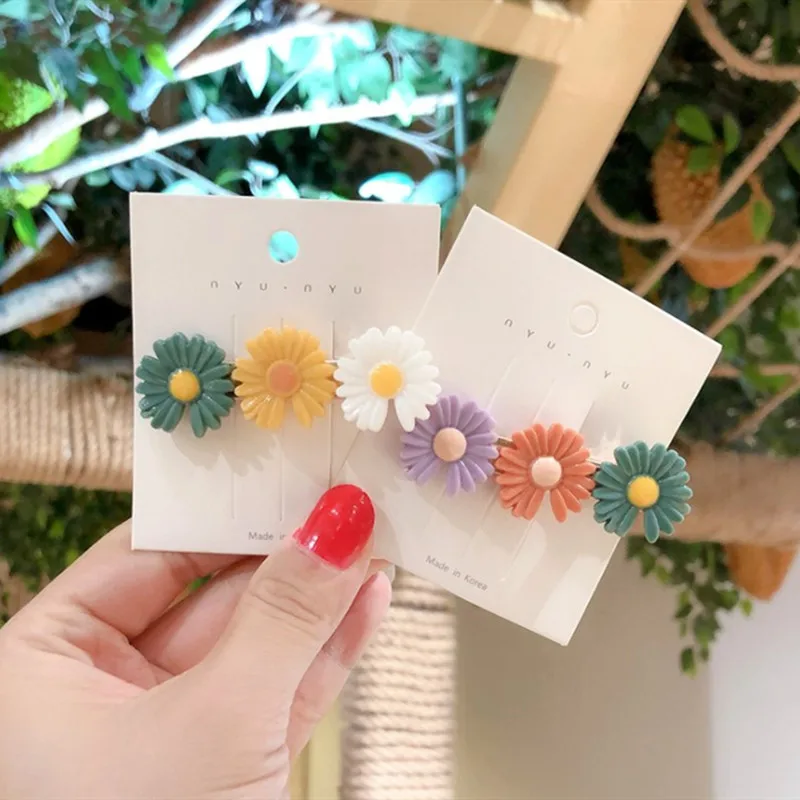 

New 1pcs Spring and summer Fashion flower hairpin female daisy hairpin cute side clip sweet girl bangs side clip hair accessory