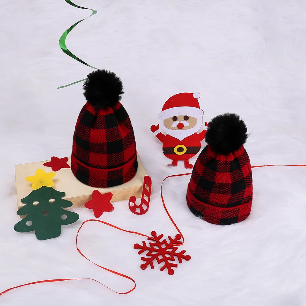

New Winter Wool Ball Parent-Cchild Knitted Hats Can Be Customized Small Batch Christmas Warm Caps Casual Plaid Gorras