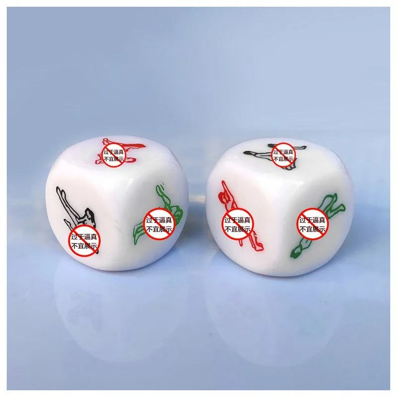 Забавные эротические игральные кости представляют Флирт Секс светящиеся для