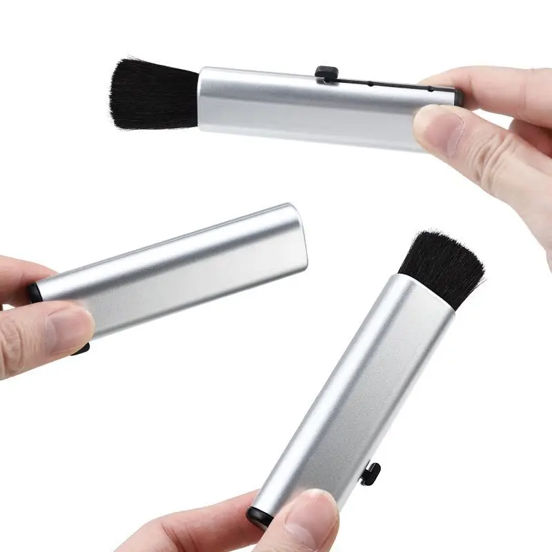 Щетка от пыли для очистки салона автомобиля выдвижная маленькая щетка Land Rover