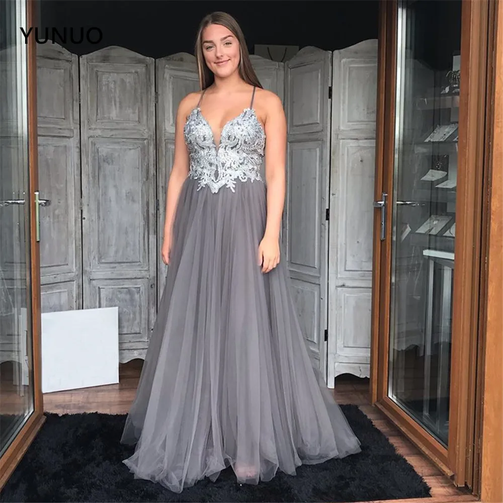 

YUNUO A-line Gray Prom Dresses Tulle Sleeveless Vestidos Party Gowns for Special Occasion Evening Dress Appliques Backless