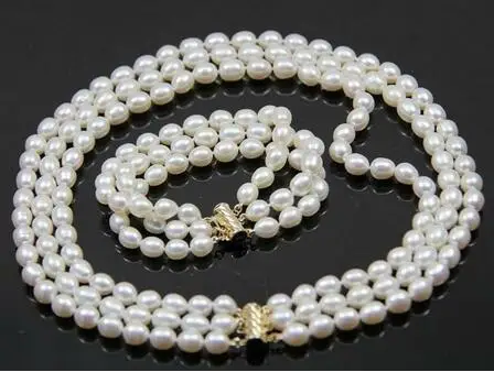 

Beautiful 3 Rows 7-8mm Natural White Freshwater Oval Pearl Necklace Bracelet Set