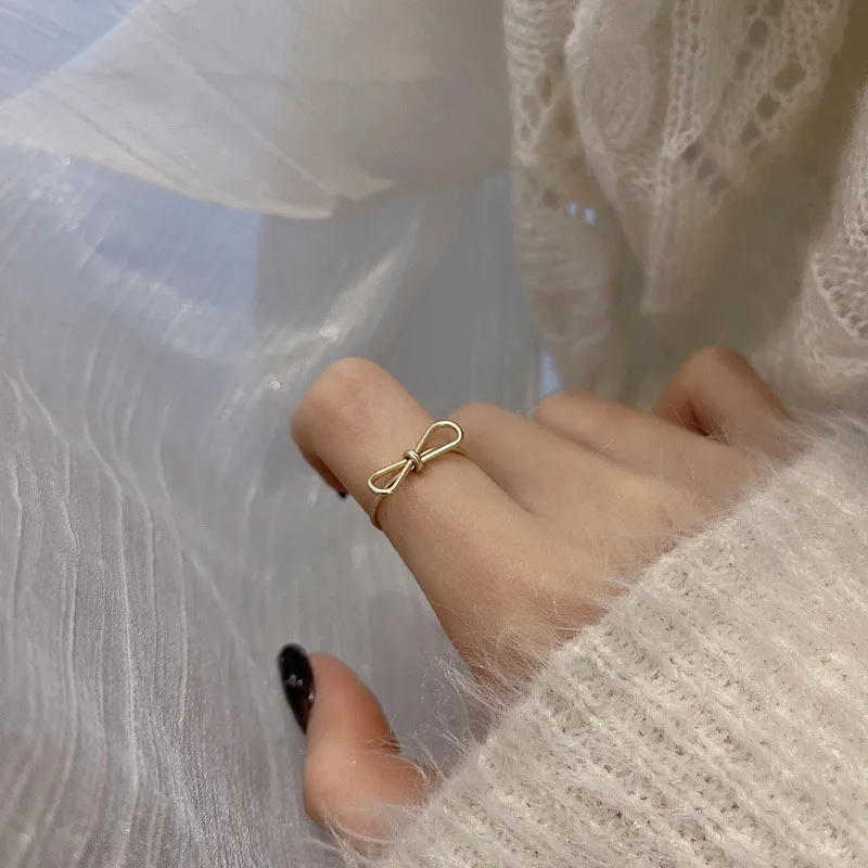 

2022 Punk Finger Rings Minimalist Smooth Gold Color Geometric Metal Rings for Women Girls Party Jewelry Femme Chic Bowknot Ring