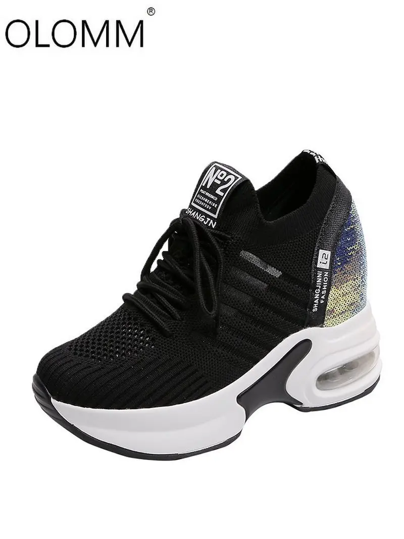Кроссовки женские блестящие спортивная обувь для отдыха на платформе весна
