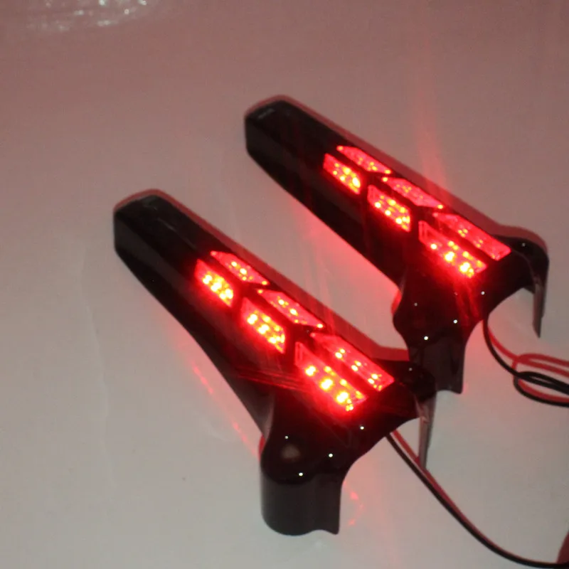 Мотоциклетные черные Передняя Нижняя вилка ножные Чехлы W/Светодиодный