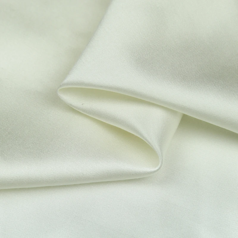 Белая шелковая хлопковая атласная ткань смешанная однотонная белая толщина 18