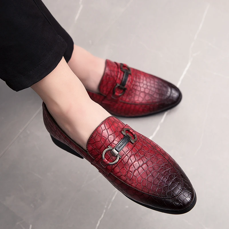 

Autumn Leather Shoes For Men Brand Designer Casual Men Shoes Black Red Men Plus Size 45 46 Footwear Slip-on Casual Adult Shoes