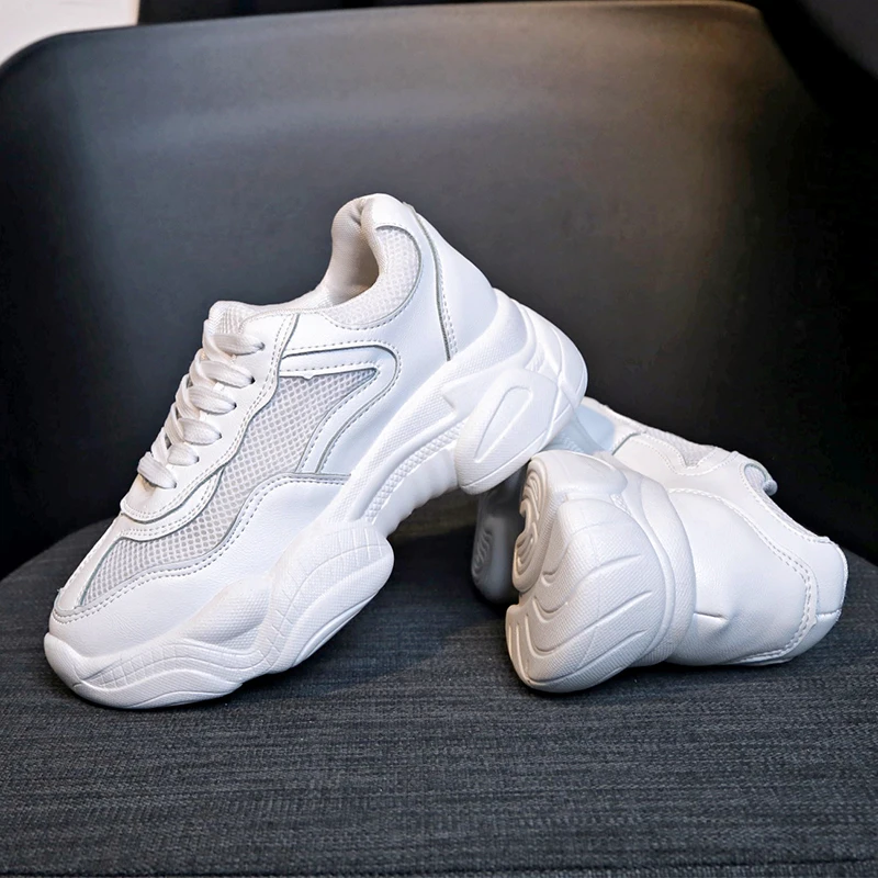 Новинка Красивые модные белые туфли Женская обувь на плоской подошве Летние