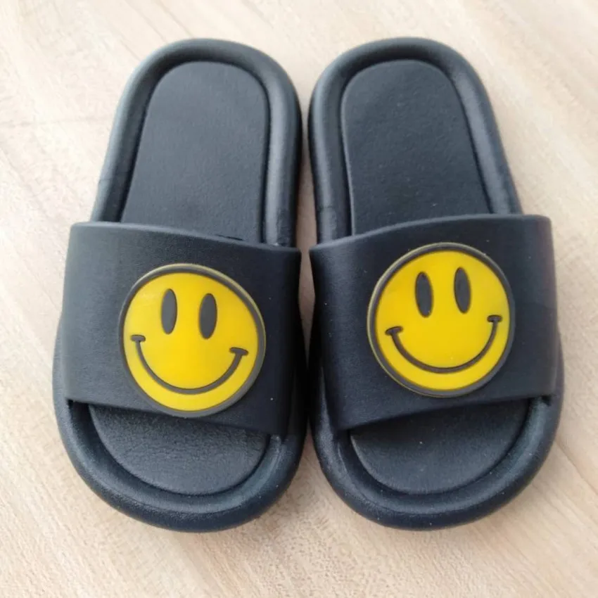 

2021 Kids Slippers Girls Shoes Children's Sandals Boys Girls Bathroom Antiskid Baby toddler Slippers Girls Summer