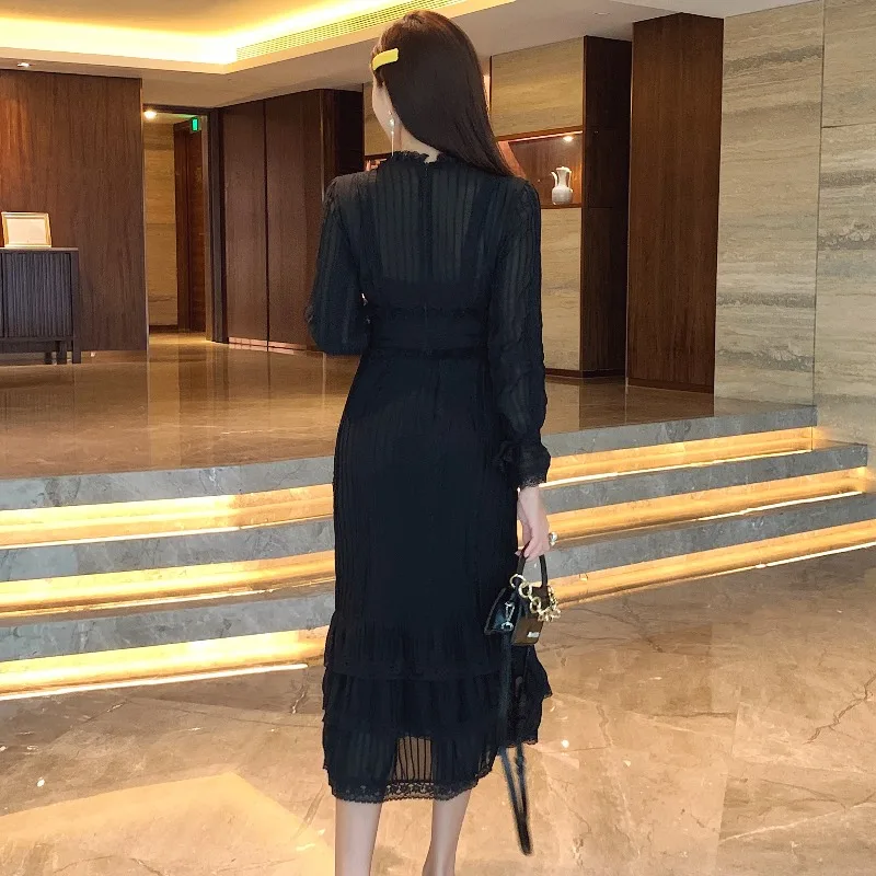 

2021 Spring Autumn New Elegant Runway Party Maxi Dress Woman Long-Sleeved Bow Lace Stitching Pleated Cake Dress Female