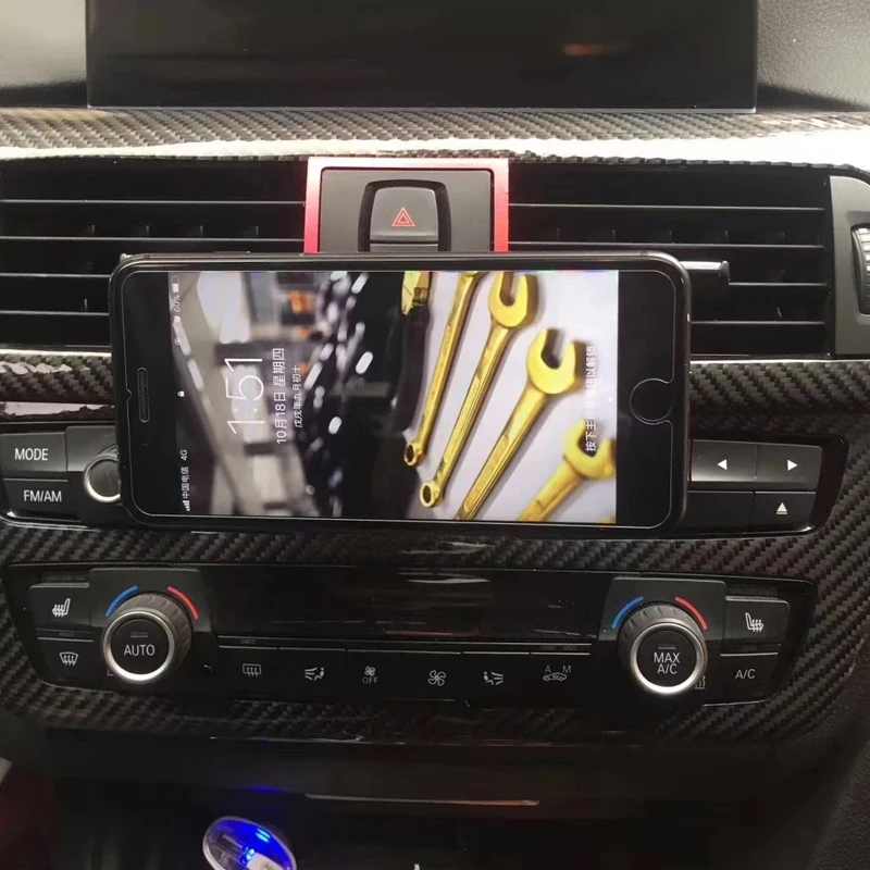 Брелок для автомобильных ключей брелок устанавливаемое на вентиляционное