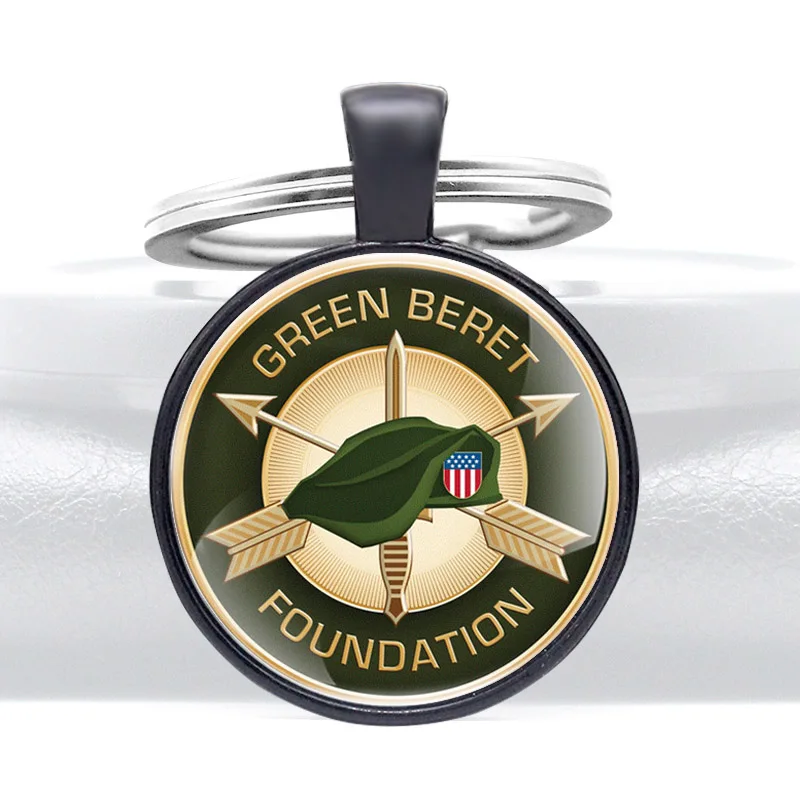 

Unique GREEN BERET Symbol Glass Dome key Chain Key Ring Fashion Accessories Jewelry Gifts