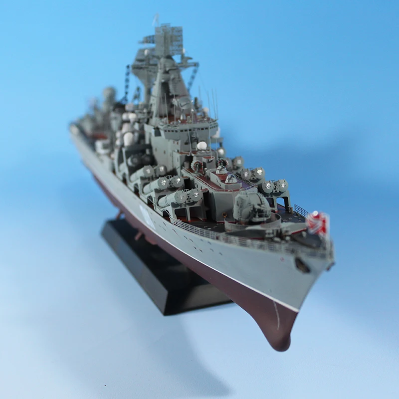 Игрушечный крейсер Trumpeter в масштабе 04519 русский варяг класс слава хобби корабль