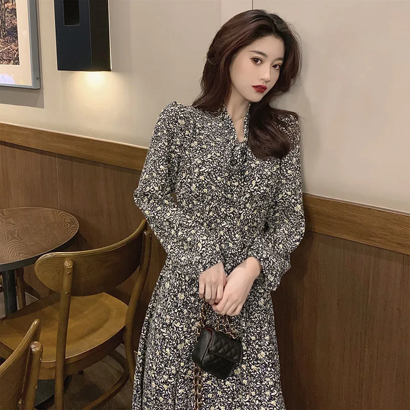 

High Quality bohemian Long Dress maxi Spring Robe Floral 2021 boho for girl One Piece Women Long Sleeve Clothing Female pleated