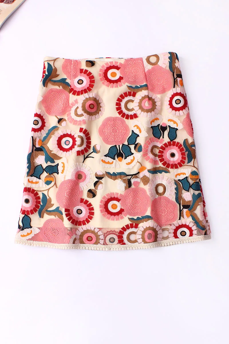 

Saliency Flower Heavy Water Soluble Lace Short Skirt Female Autumn Design Sense Temperament High Waist Pink Thin A-line Skirt