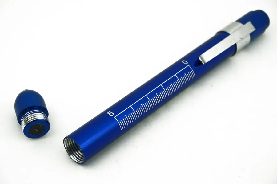 Врача медсестра инфекции диагностический световое перо с светодиодный свет и