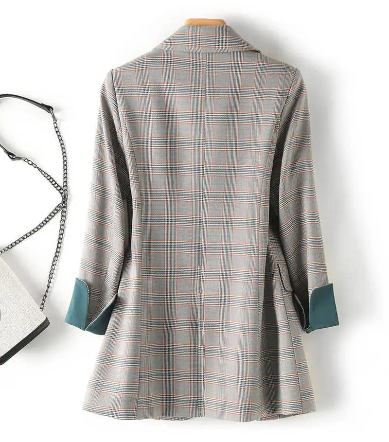 2020 spring and autumn new ladies fashion plaid loose temperament casual simple wild small suit jacket tide |
