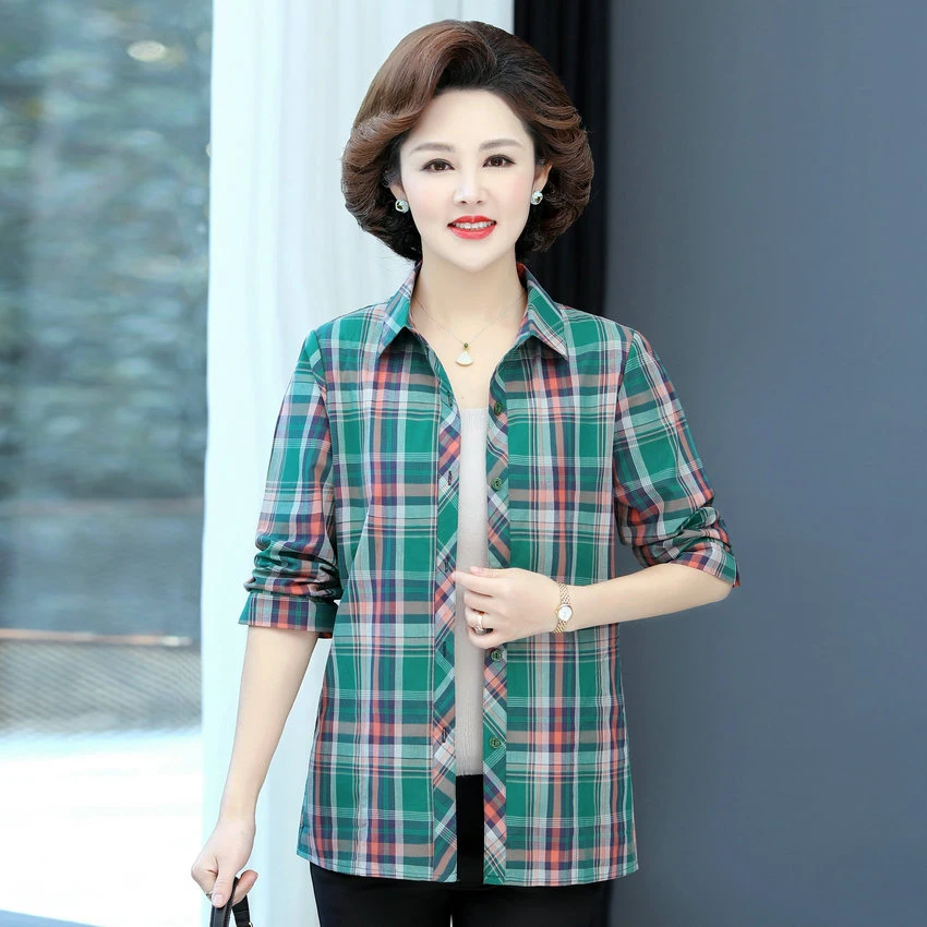 Женская рубашка в клетку среднего возраста зеленая оранжевая красная весенняя с
