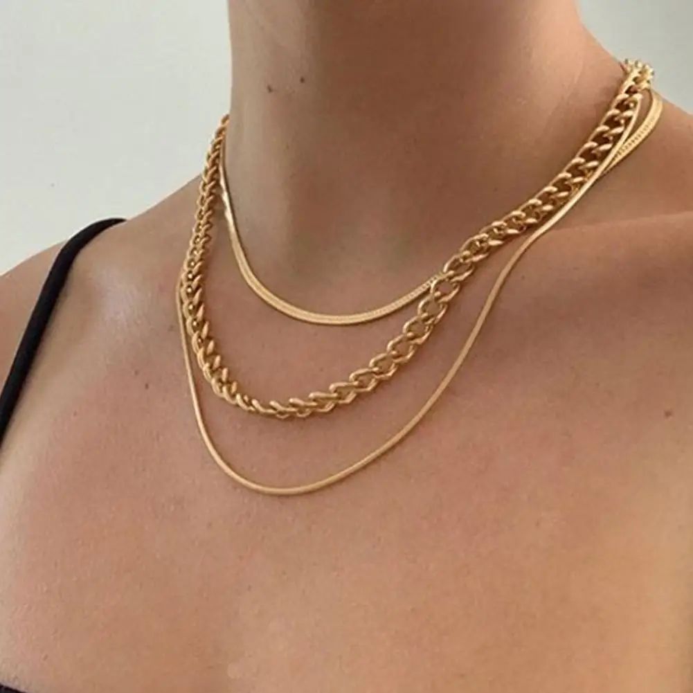 

Vintage Gold Color Chain Choker Necklace For Women Pendant Portrait Chunky Chain Necklaces Hip Hop Short Clavicle Chain