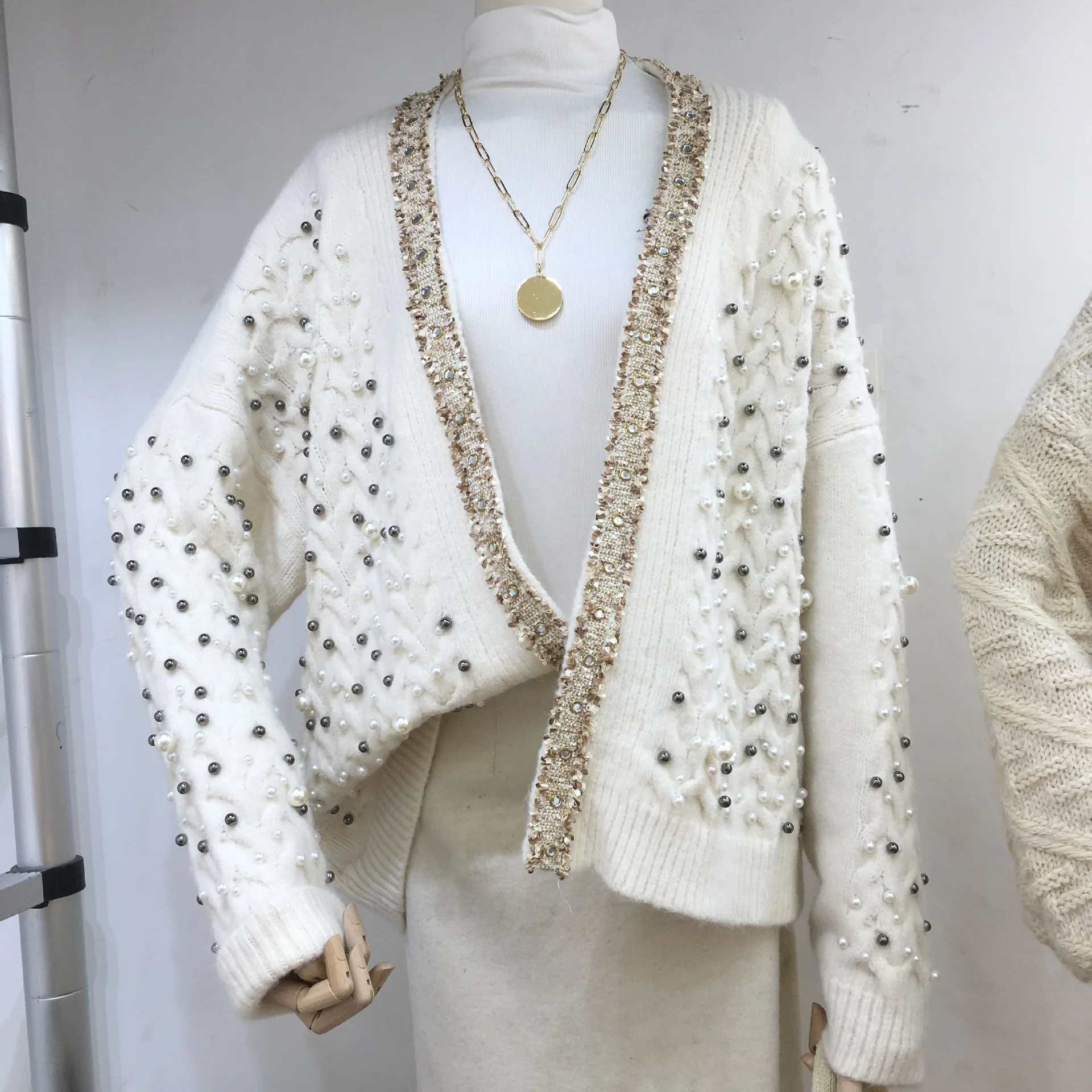 Весна 2020 женское пончо с длинным рукавом мягкий материал вязаный женский свитер