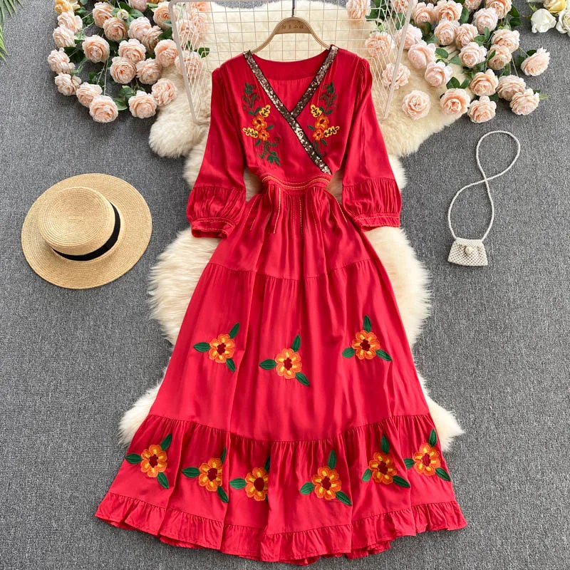 

Bohemian Vestidos Female Summer New Style Temperament V-neck Puff Sleeve Retro Embroidery Flower Holiday Midi Dress DK831
