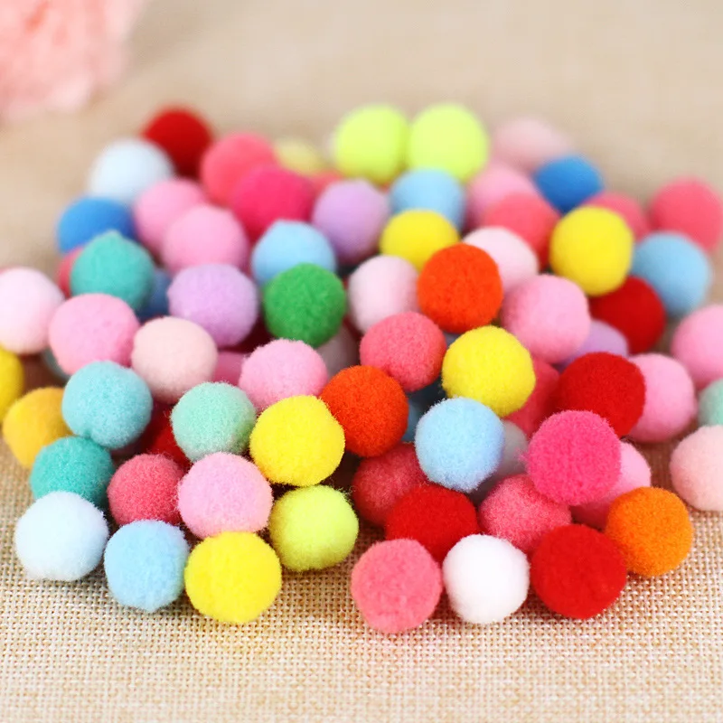 Большой средний и маленький цветной плюшевый шарик меховой сделай сам