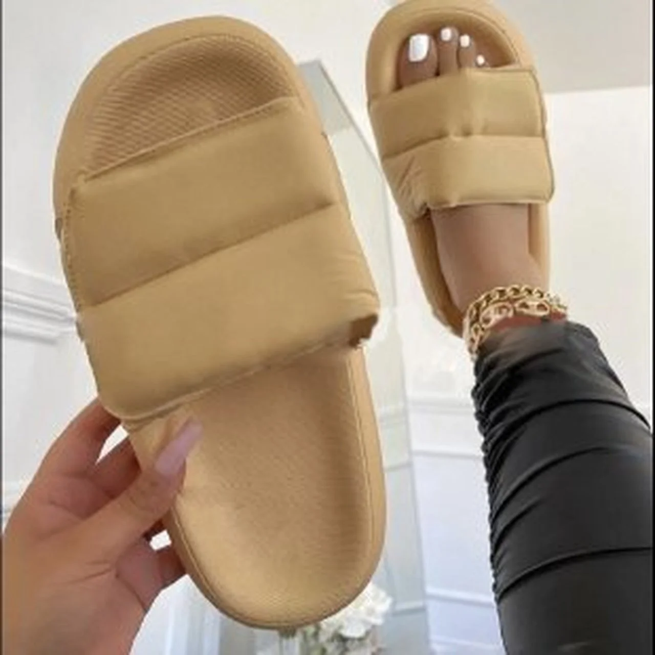 

2021 Ladies Sandals Casual Summer Shoes Ladies Flat Platform Shoes Sandalias Mujer Toe Foot Correction Sandals Large Size 35-43