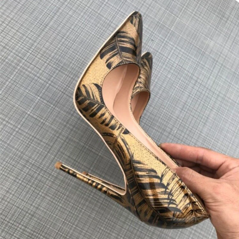 Женские туфли на высоком каблуке из лакированной кожи высокого качества