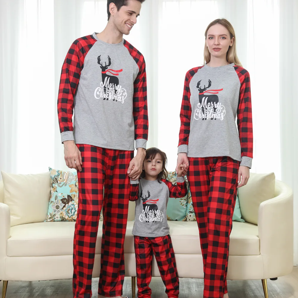 

Family Christmas Pajamas 2021 Moose Print Sleepwear For Girls Pajama Kigurumi Children's Bathro Nightgown Pajama Sets X-mas