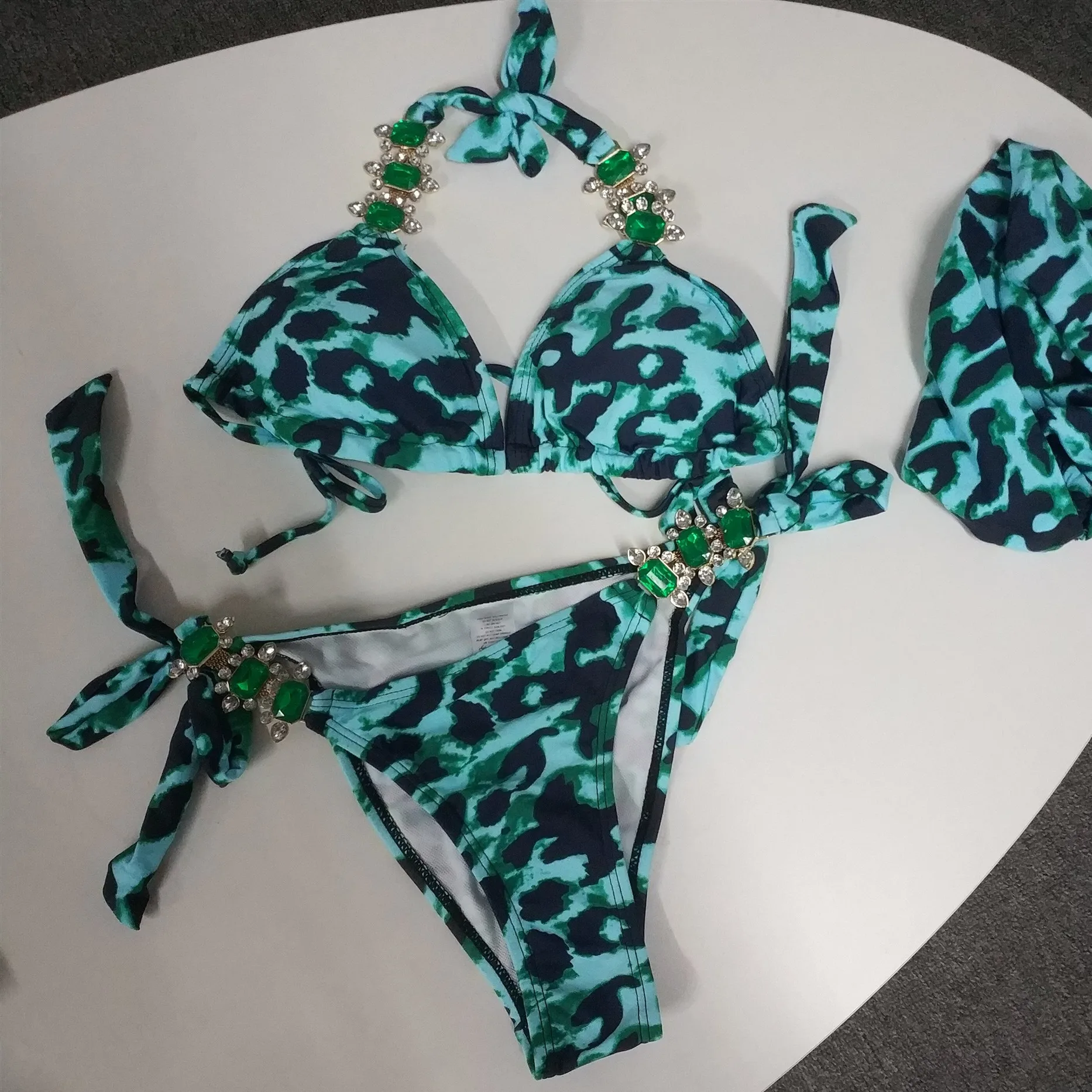 Retro two-piece swimsuit green leopard print exquisite rhinestone halterneck strap bikini swimwear women 2 piece set women