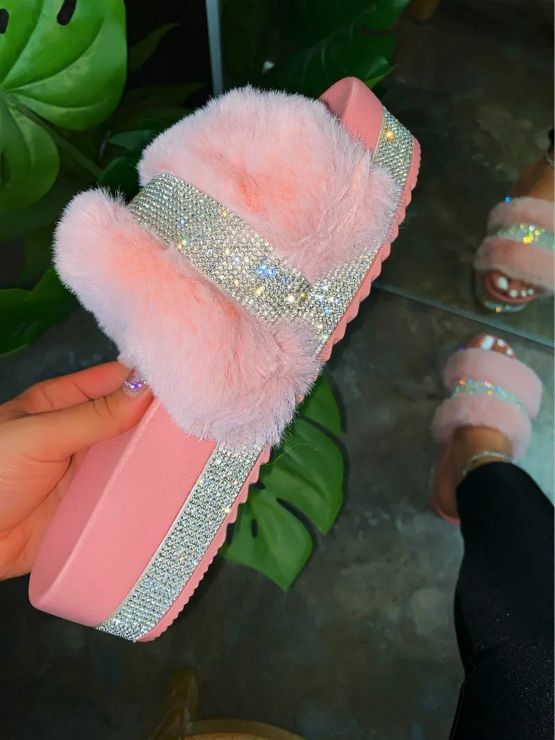 

2020 Pink Fur Slides Women Home Summer Shoes Women Fashion Bling Flip Flops Women Platform Soft Bottom Slippers Mixed Colors