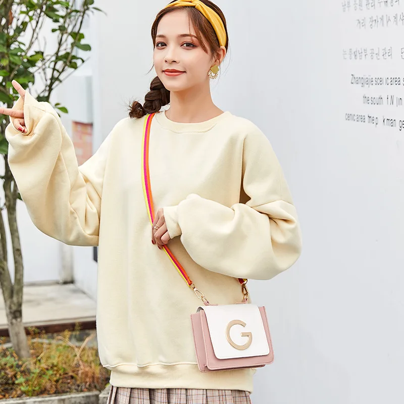 Корейская версия новой модной простой сумочки контрастных цветов сумка через