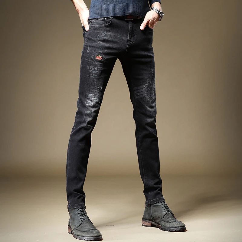 

Черные мужские джинсы с вышивкой и принтом, модные облегающие брюки-карандаш, Осень-зима, эластичные джинсовые брюки в Корейском стиле
