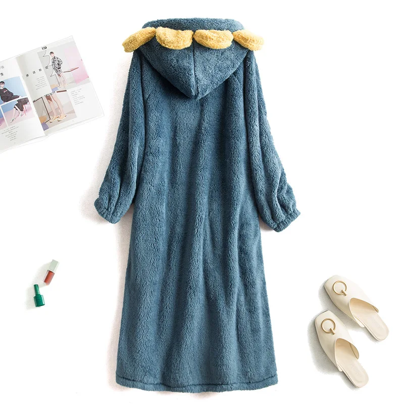 

2020 New Style Loose Student Long Hair Coral Velvet Sleepwear Winter Long Nightgown Women Nightdress Kimono Home Service