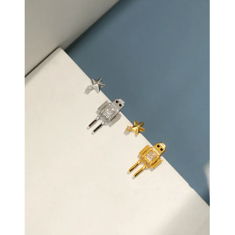 Серебряные серьги Kinel корейские в стиле INS асимметричные с пятиконечной звездой и