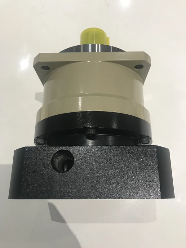 Высокоточный Планетарный редуктор с косозубой передачей 1-ступенчатый 3:1 до 10:1