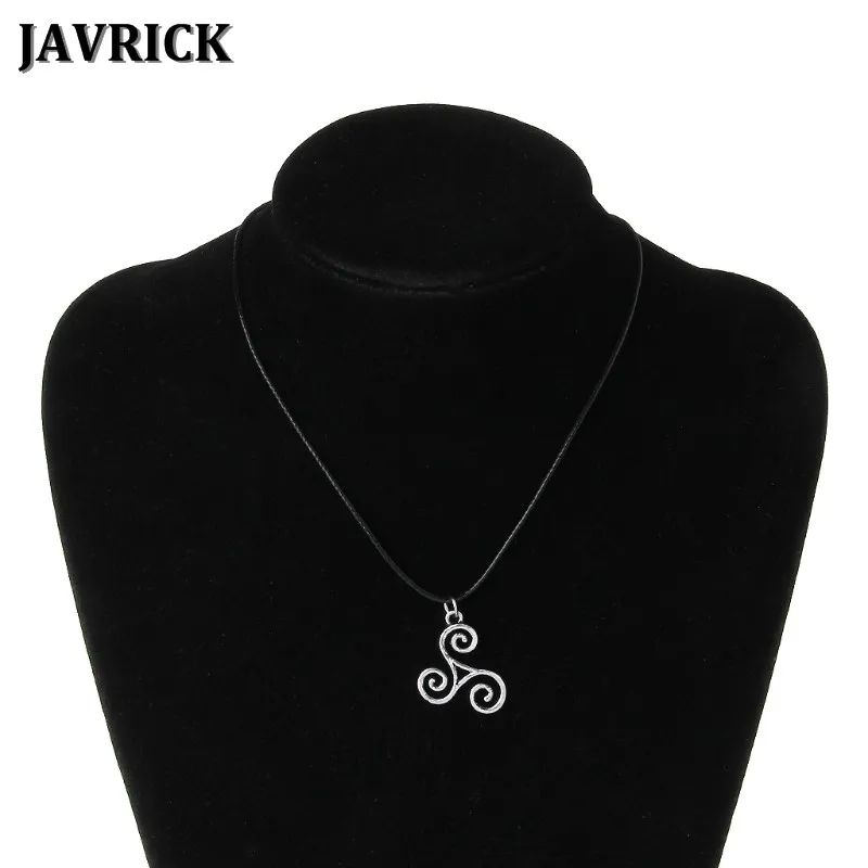 

Teen Wolf necklace Triskele Triskelion Allison Argent Pendant Necklace Survey Corps Choker Necklace Jewerly