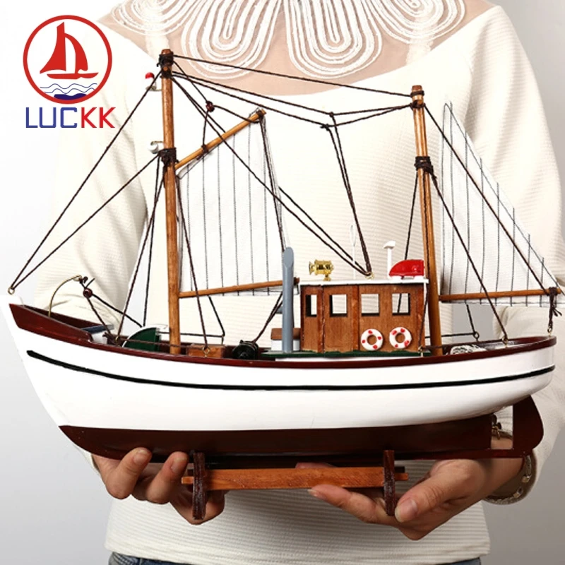 LUCKK моделирование рыбалки модель парусной лодки Средиземноморское море