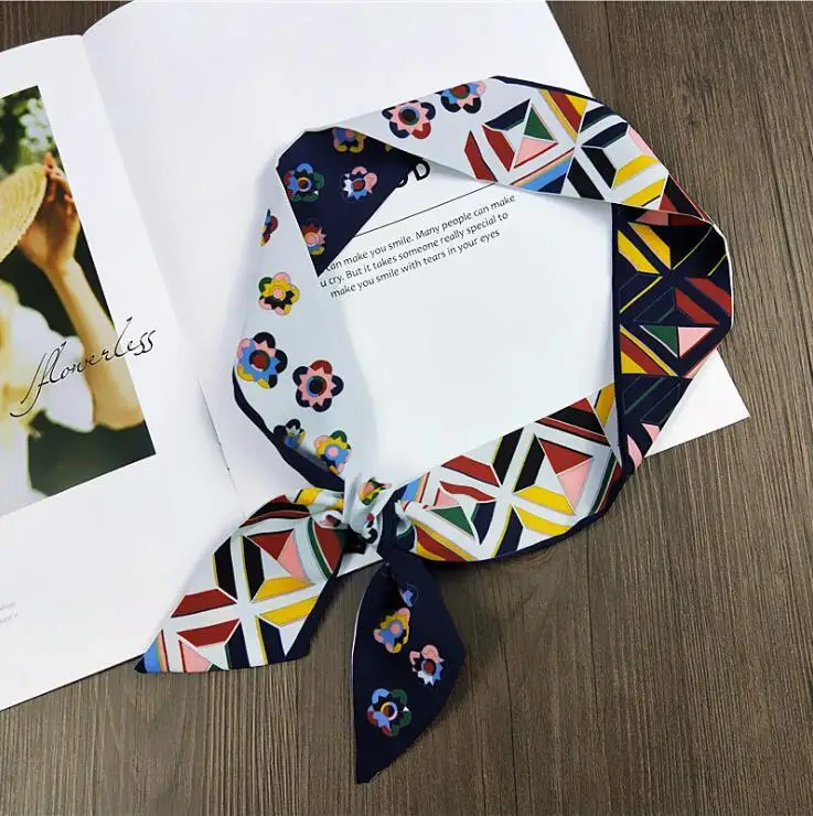 

Новый дизайн шарф в виде камелии женский шелковый шарф с геометрическим принтом модный головной шарф фирменная ручка сумка ленты маленькие...